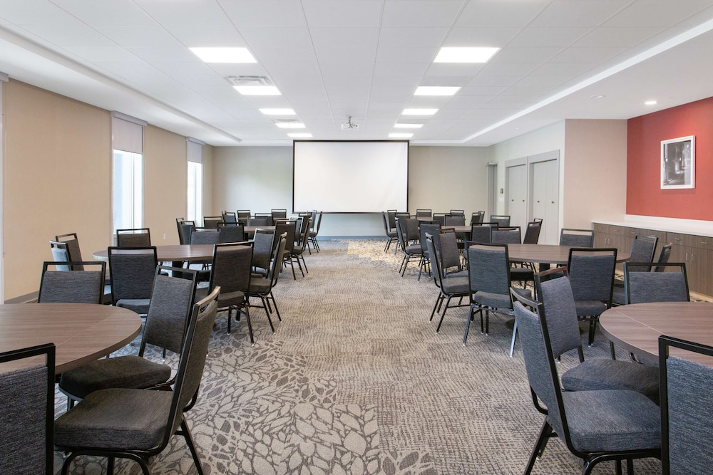 Home2 Suites by Hilton Smithfield RI - photo 23