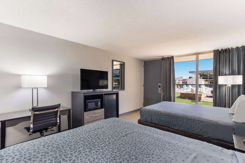 Econo Lodge Cave City - photo 10