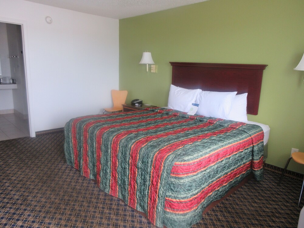 Magnuson Hotel St Robert Ft Leonard Wood - photo 10