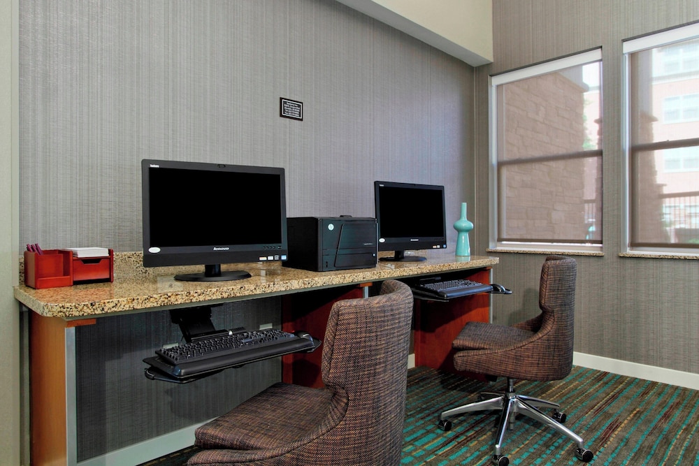 Residence Inn Phoenix Glendale Sports & Entertainment District - photo 41