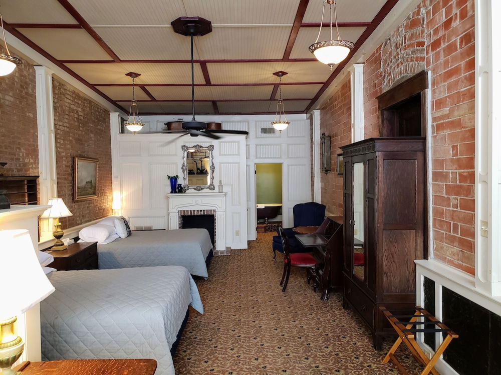 Iron Horse Hotel - photo 39