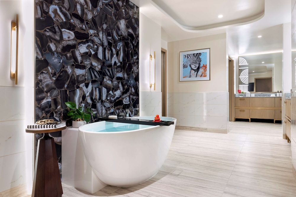 Conrad Las Vegas at Resorts World - photo 28