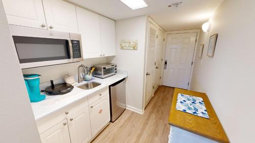 SeaCrest 515A by Holiday Isle Properties — 4-Star Luxury Hotel in Fort Walton Beach, United States