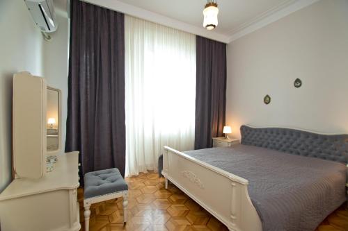 Seaside Luxury Apartment
