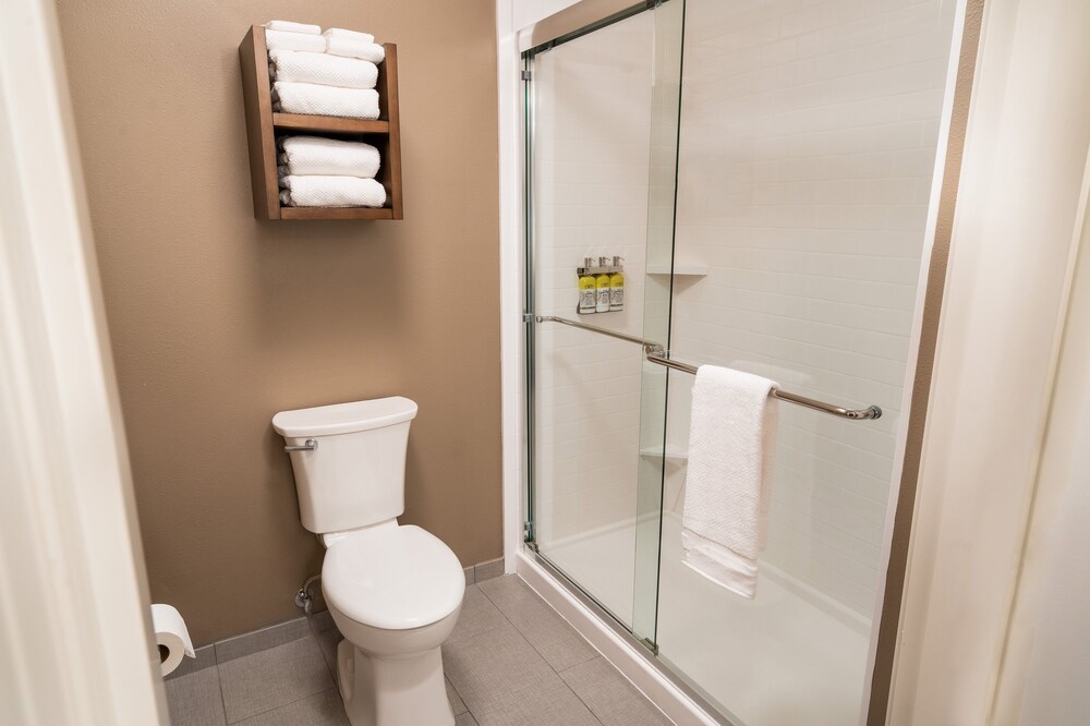 Staybridge Suites Coeur D'Alene by IHG - photo 17