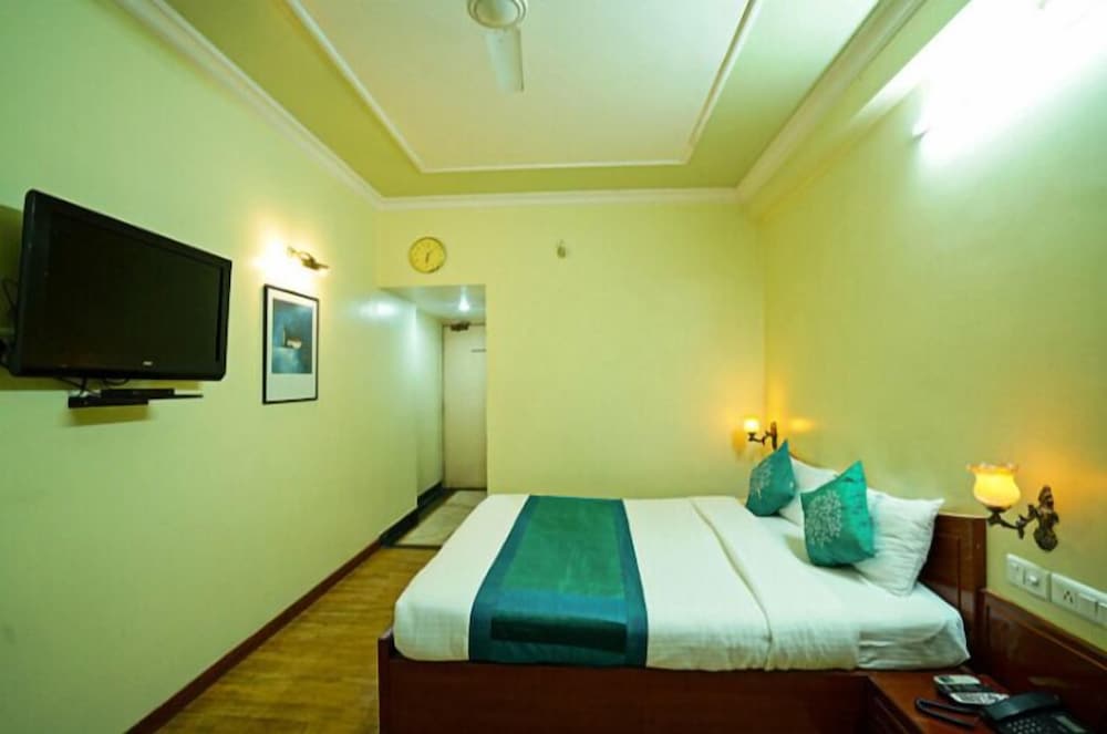 Oyo 6449 Hotel Satlaj — Raipur
