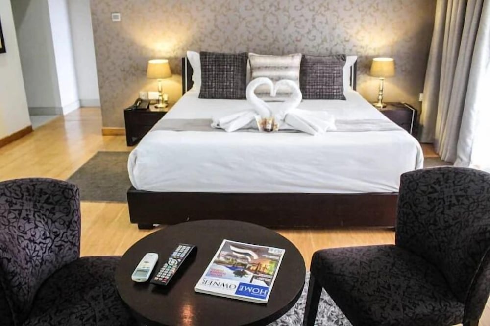 Cycad Palm Hotel in Serowe, Botswana