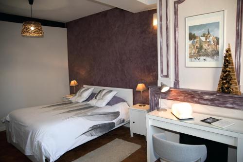 Sur les Pas de Cadet Roussel in Auxerre, France