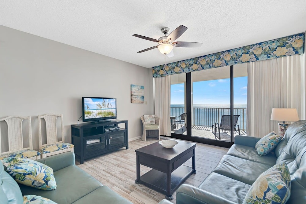 Windward Pointe 804 Sleeps 10 Beachfront Resort Amenities - photo 11