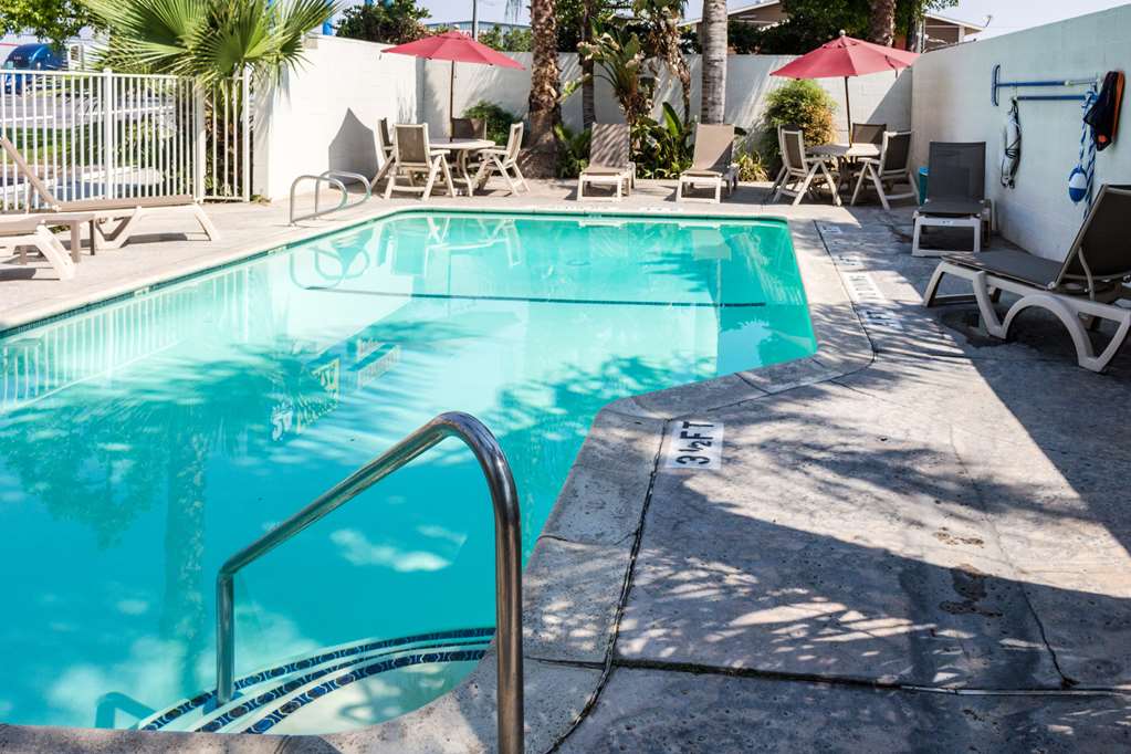 Motel 6 Bakersfield CA East - photo 9