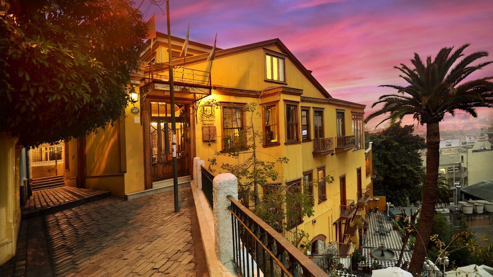 Gran Hotel Gervasoni Boutique in Valparaiso, Chile
