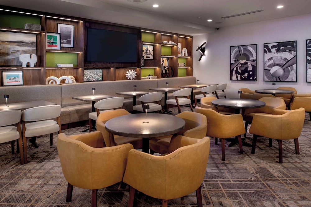 Hilton St. Louis Airport - photo 68