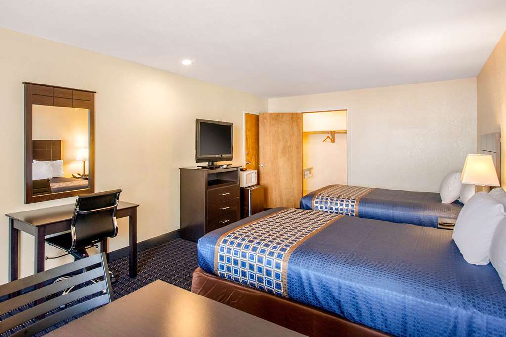 Rodeway Inn Coeur d'Alene - photo 12