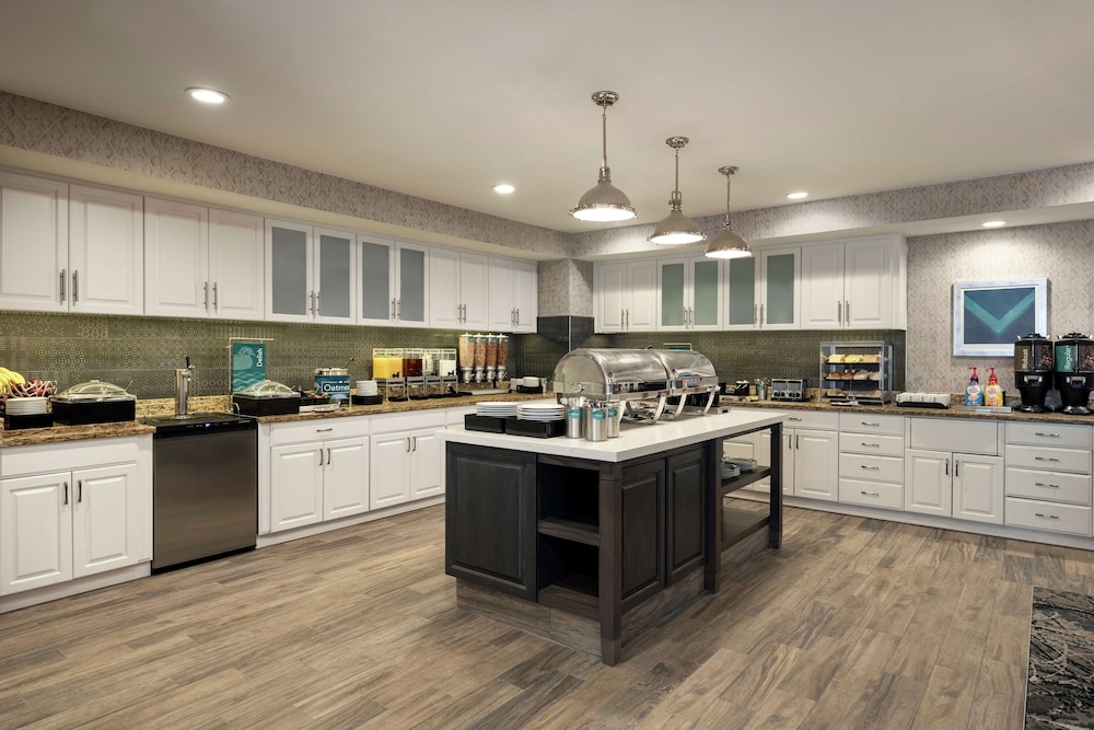 Homewood Suites by Hilton Erie - photo 27