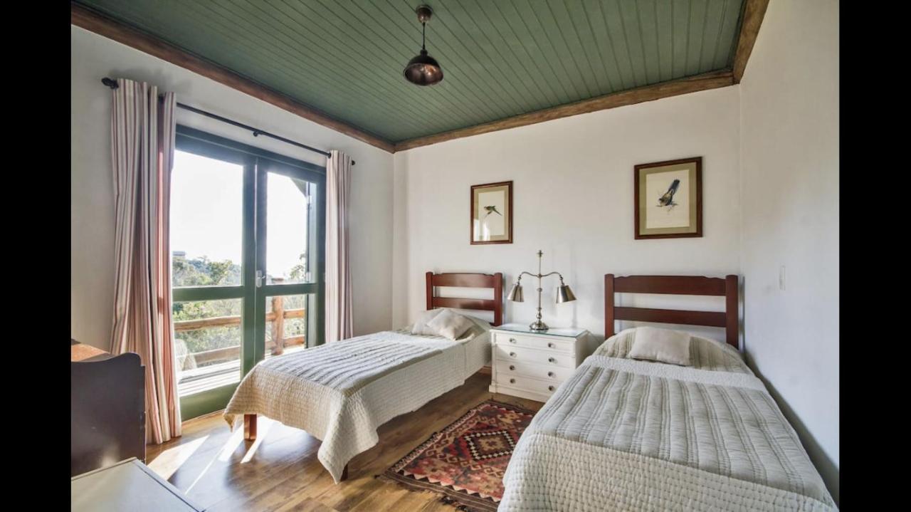 Silêncio natureza aconchego mountain bike — 4-Star Luxury Hotel in Campos Do Jordao, Brasil