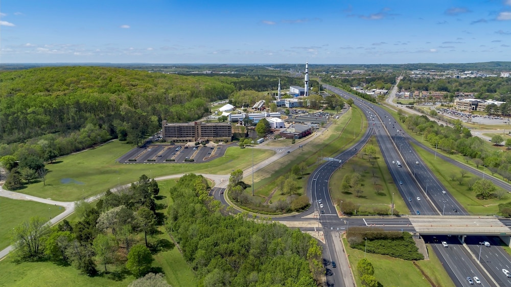 Holiday Inn Express Huntsville Space Center by IHG - photo 21