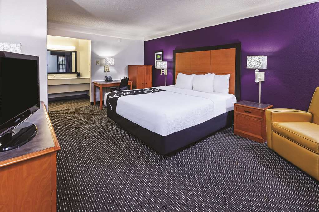 La Quinta Inn by Wyndham and Conference Center San Angelo - photo 13