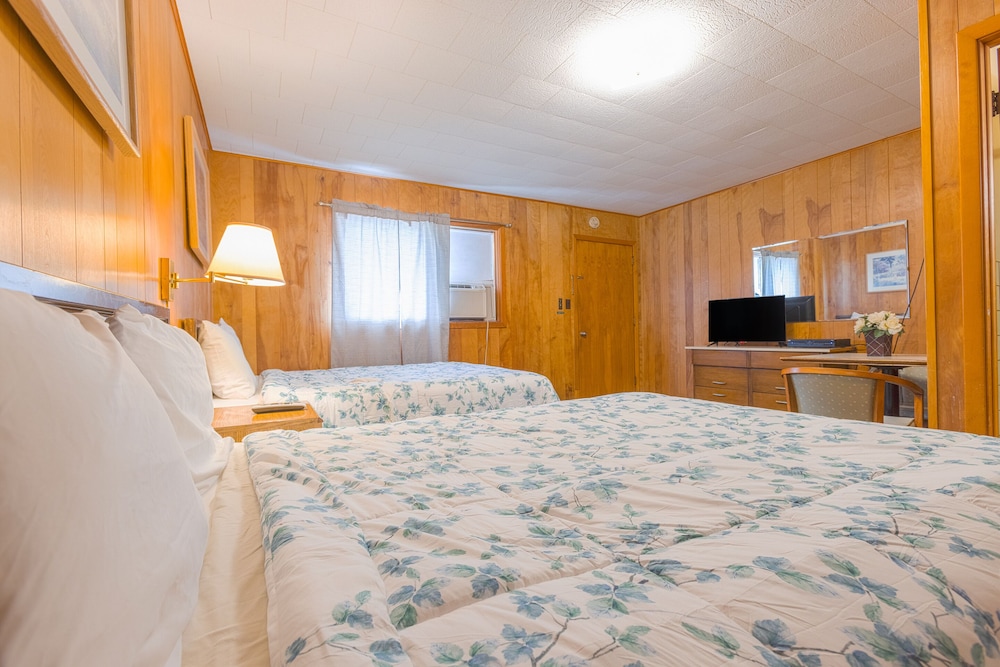 Parkside Motel by OYO Meadville Conneaut Lake - photo 16