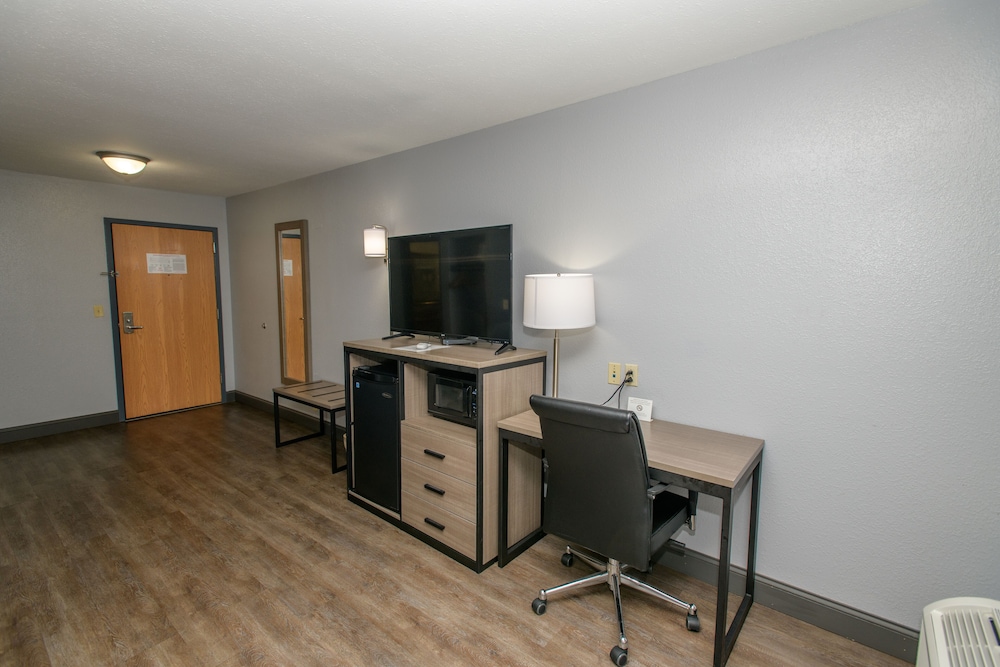 Home Town Inn Ringgold - photo 12