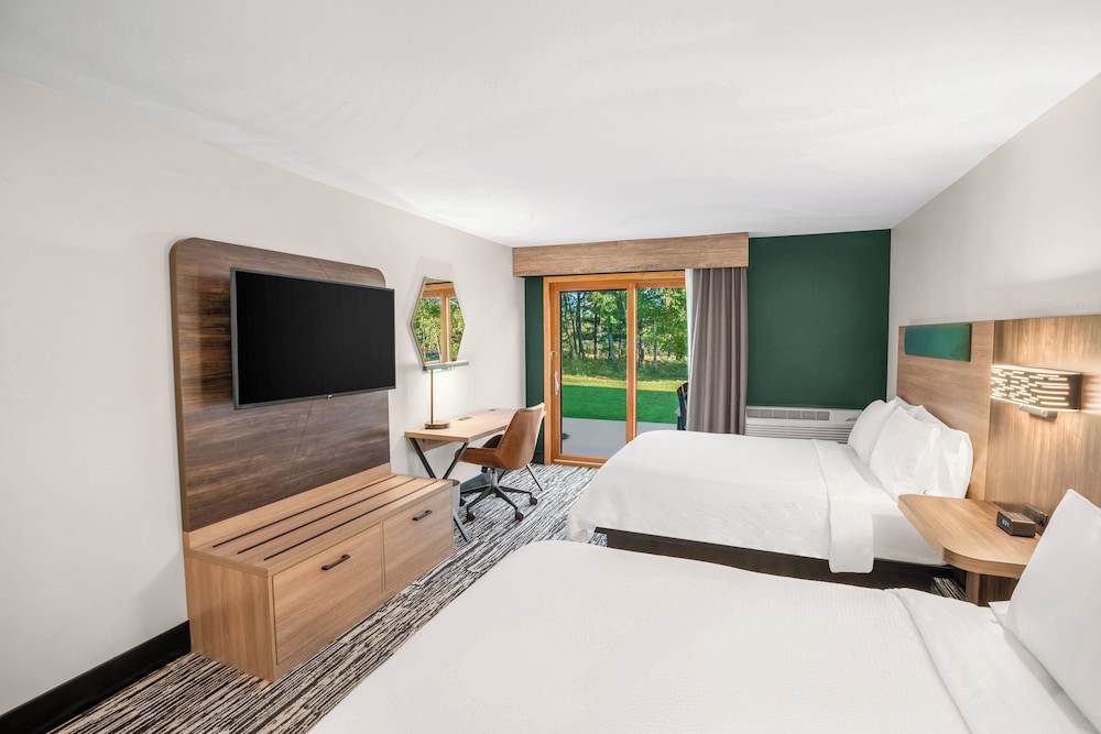 Holiday Inn Express & Suites Hayward an IHG Hotel - photo 4