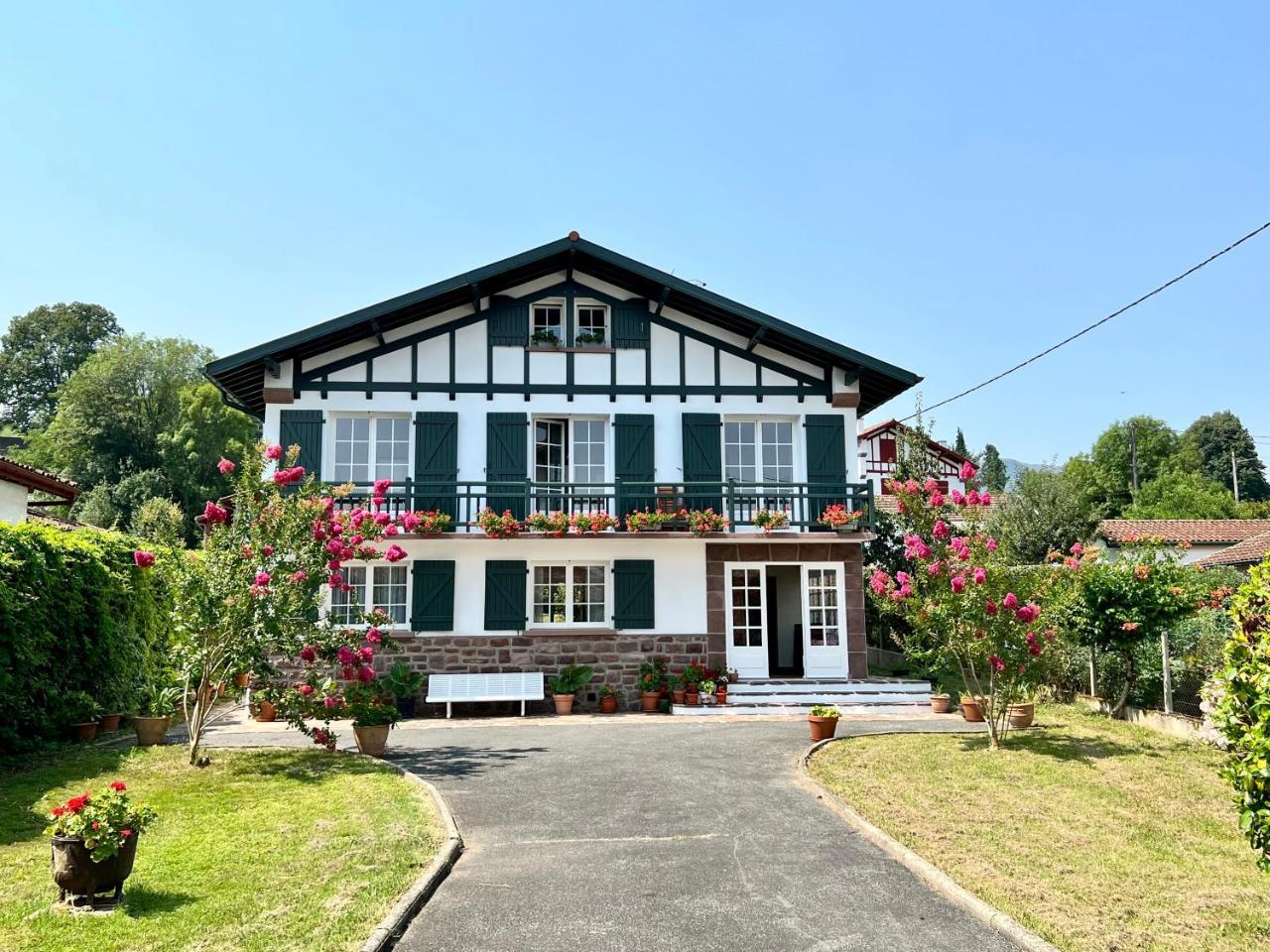 Saint Jean Pied de Port: Nere Nahia — hotel in Saint-Jean-Pied-De-Port