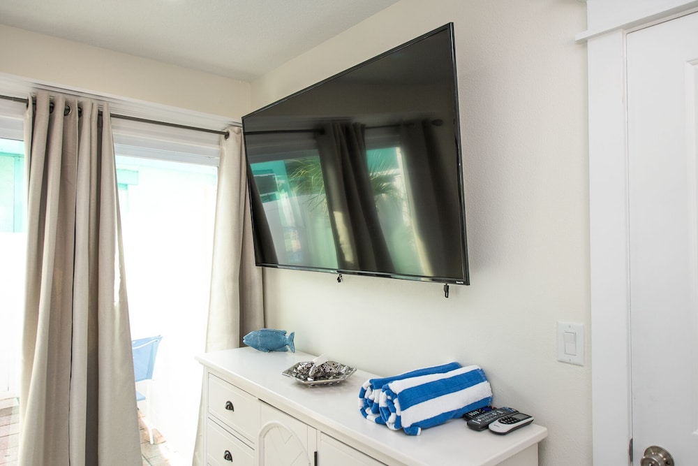 Seabreeze at Anna Maria Island Inn - photo 25