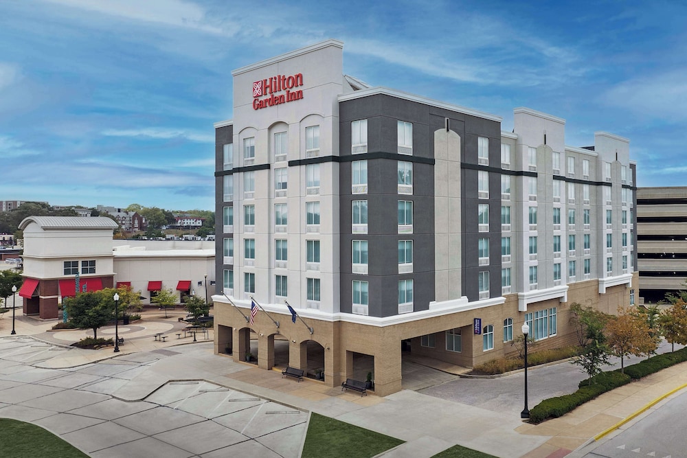 Hilton Garden Inn West Lafayette Wabash Landing - featured photo