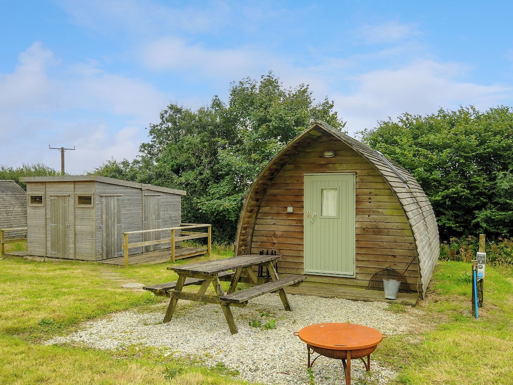 Badger Set @ Penbugle Organic Farm in Liskeard, United Kingdom