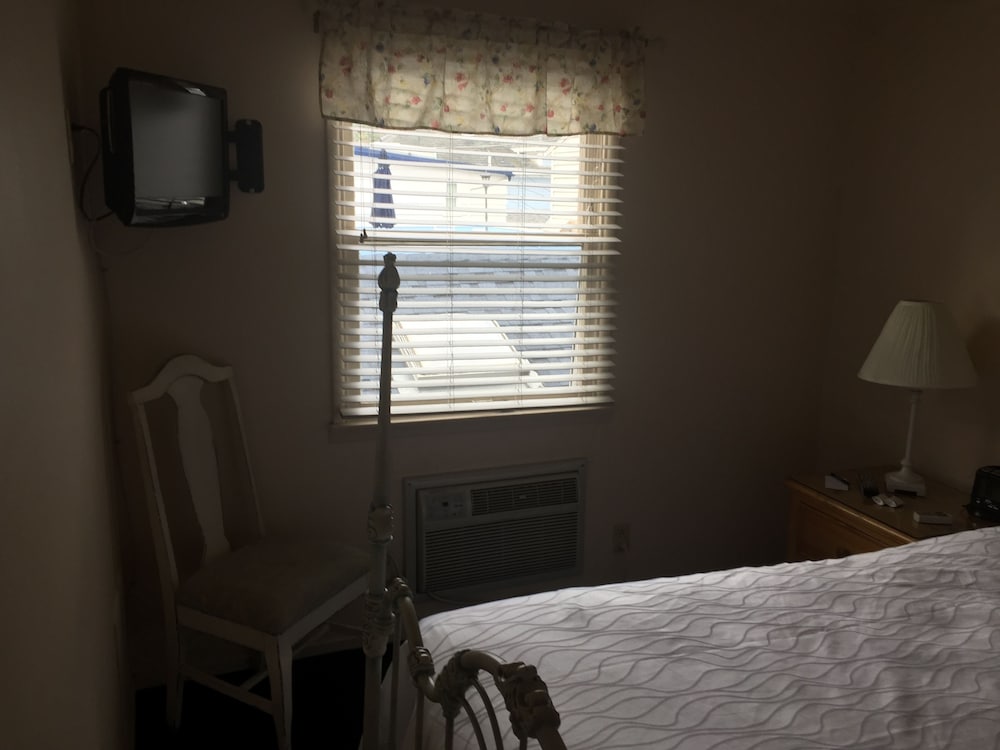 Seacrest Inn - photo 9