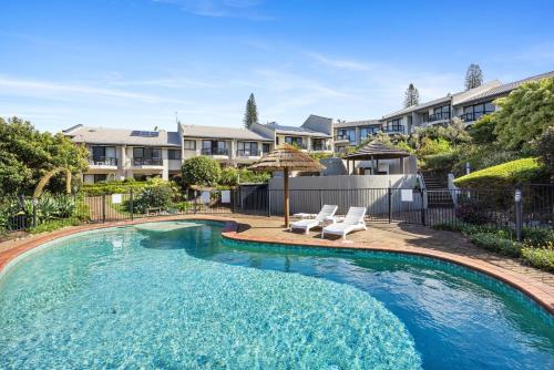 2 2 Orealla Crescent Sunrise Beach — 4-Star Luxury Hotel in Sunrise Beach, Australia