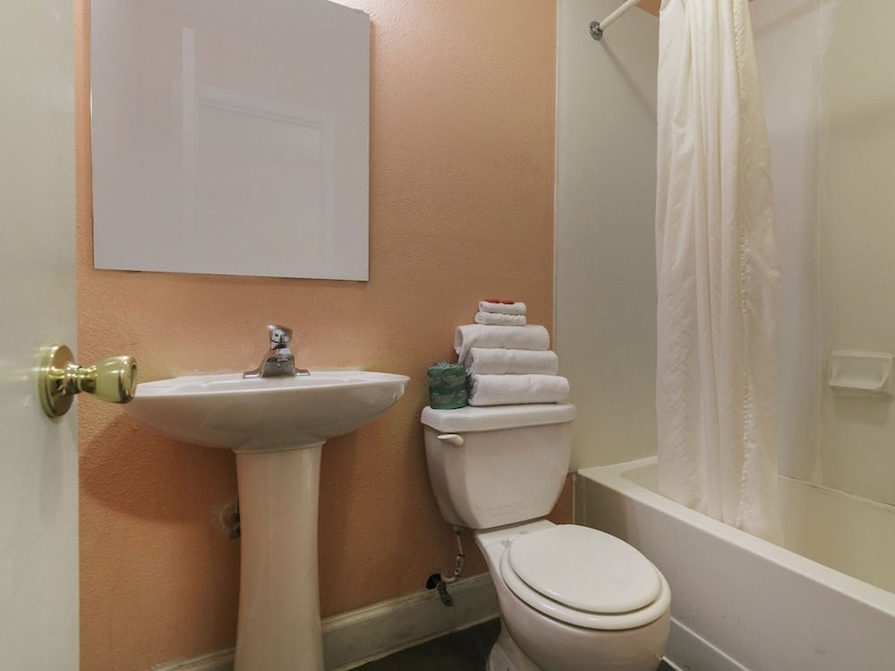 OYO Hotel Myrtle Beach Kings Hwy - photo 16
