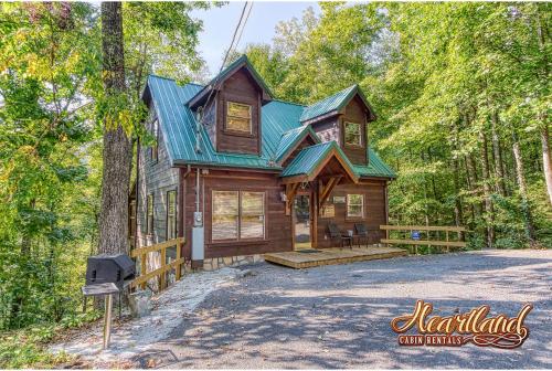 Naughty Pines — hotel in Pigeon Forge