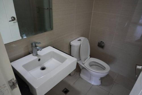 Premium Executive Suite at Venice Luxury Residences — 4-Star Luxury Hotel in Manila, Philippines