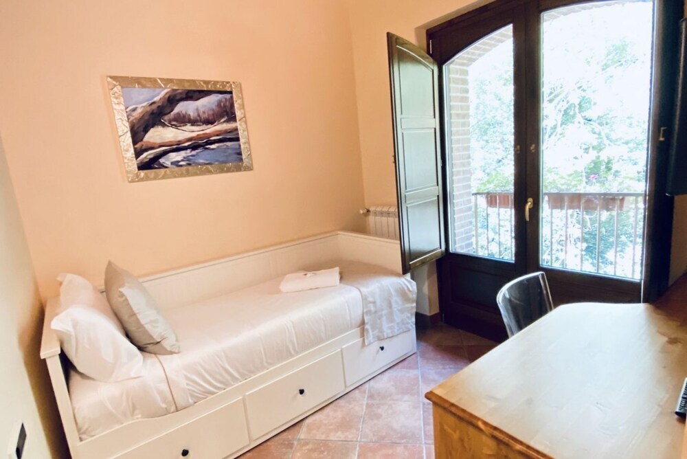 Campagna Waterfalls View Suites — Campagna — photo 3