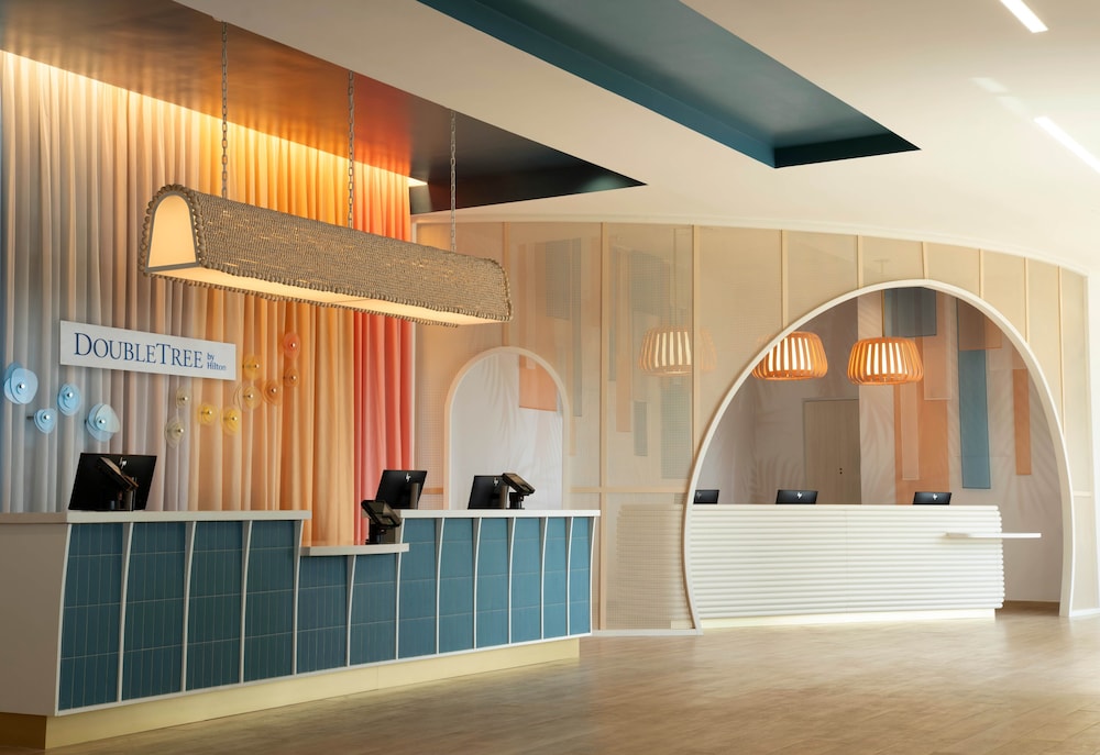 DoubleTree Resort by Hilton Myrtle Beach Oceanfront - photo 2