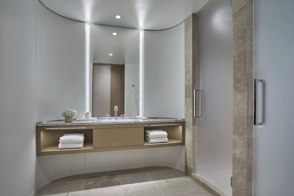 Four Seasons Hotel Philadelphia at Comcast Center - photo 25