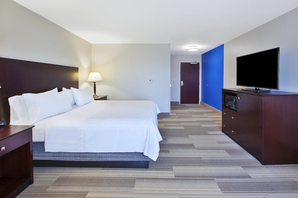 Holiday Inn Express Hotel & Suites Niles by IHG - photo 8