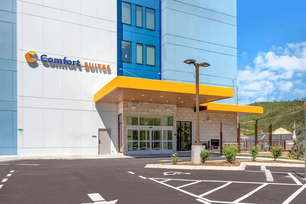 Comfort Suites Gatlinburg Downtown Convention Center - photo 91