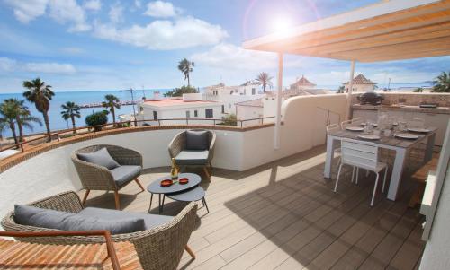 Casa Acacia Mar — 4-Star Luxury Hotel in Cambrils, Spain