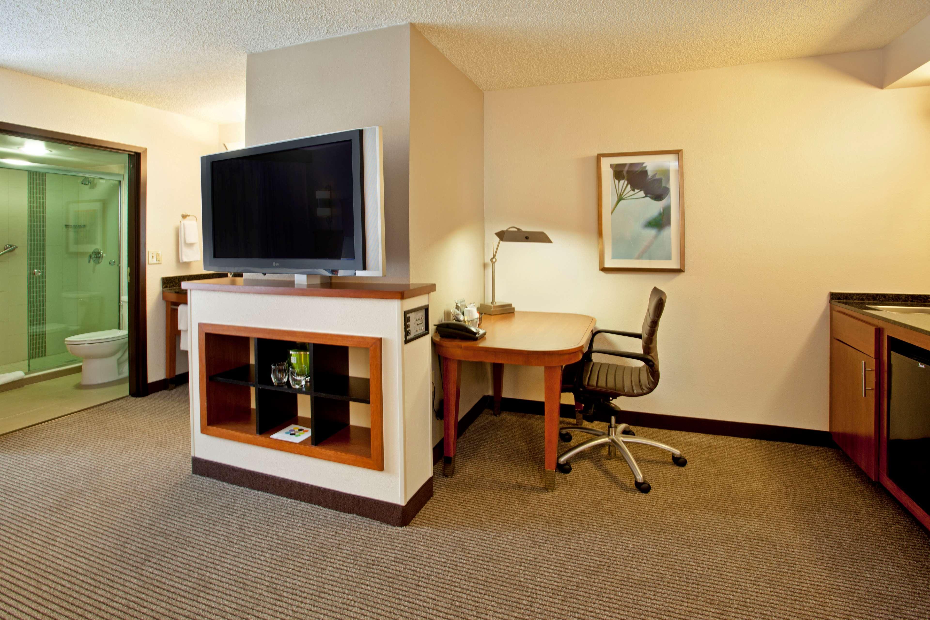 Hyatt Place North Raleigh Midtown - photo 21
