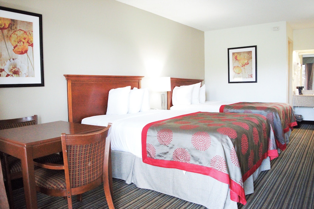 Ramada by Wyndham Savannah Gateway - photo 11