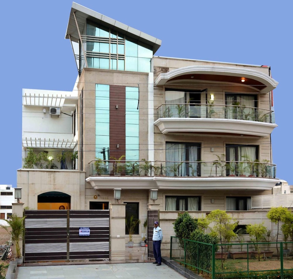 Hotel Golf View Suites