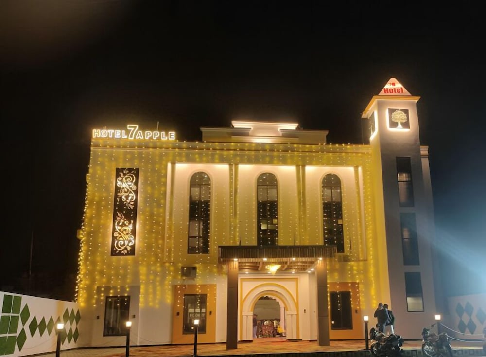 Hotel Seven Apple - last minute hotel in Mahoba