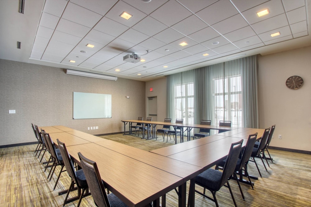 Courtyard by Marriott Fargo - photo 49