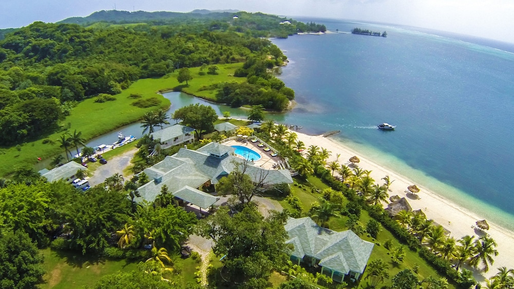 Hotel Turquoise Bay Resort All Inclusive in Unknown City, Honduras