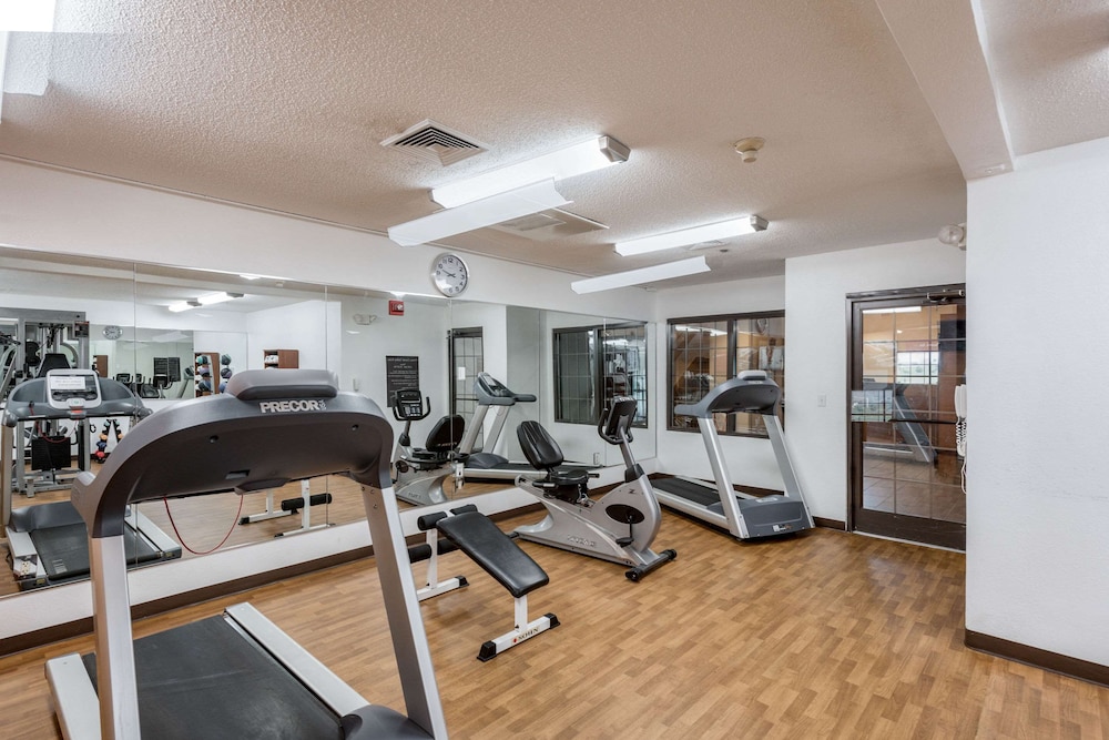 Comfort Suites Monroe - photo 59