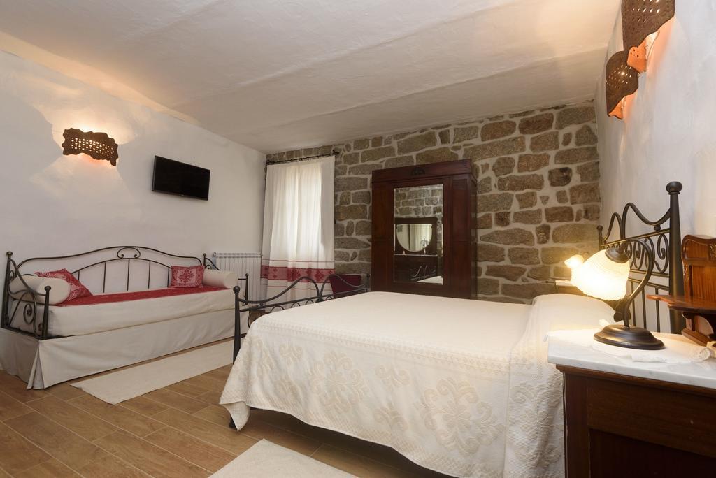 Al Vecchio Corso B&B — 4-Star Luxury Hotel in Tempio Pausania, Italy