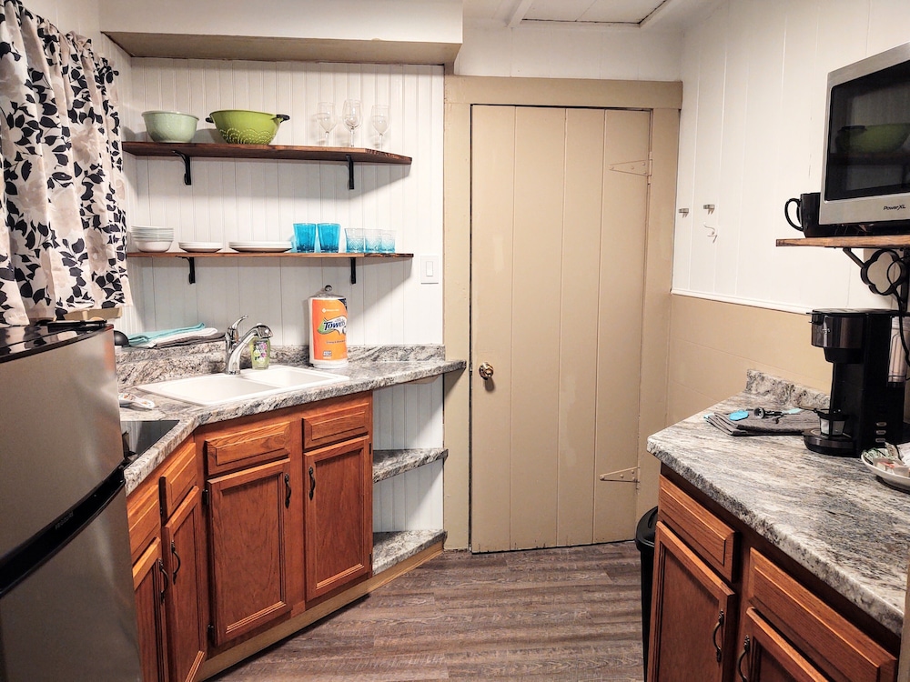 Edgewater Resort Cottage #1 - photo 46