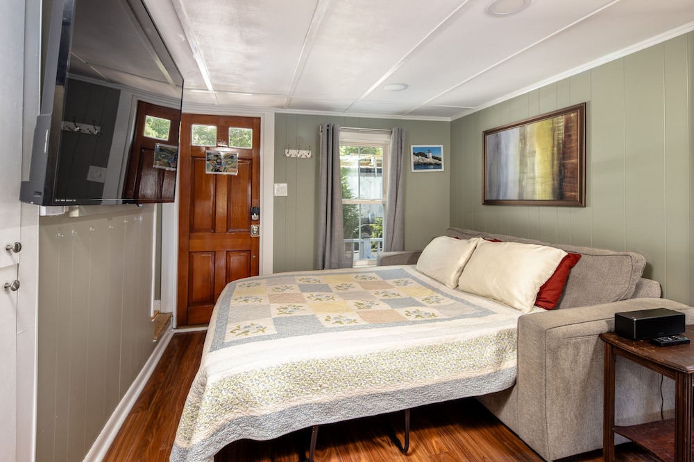 The Onset Beach Compound Cape Cod Beach Resort & Oceanic Habitat - photo 46