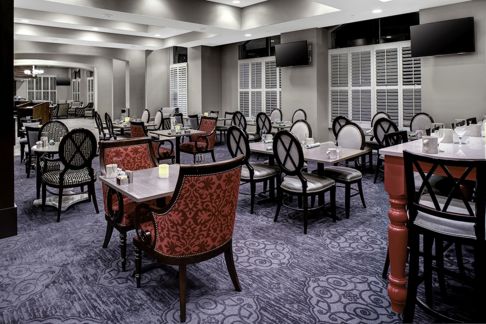 Holiday Inn Savannah Historic District by IHG - photo 29